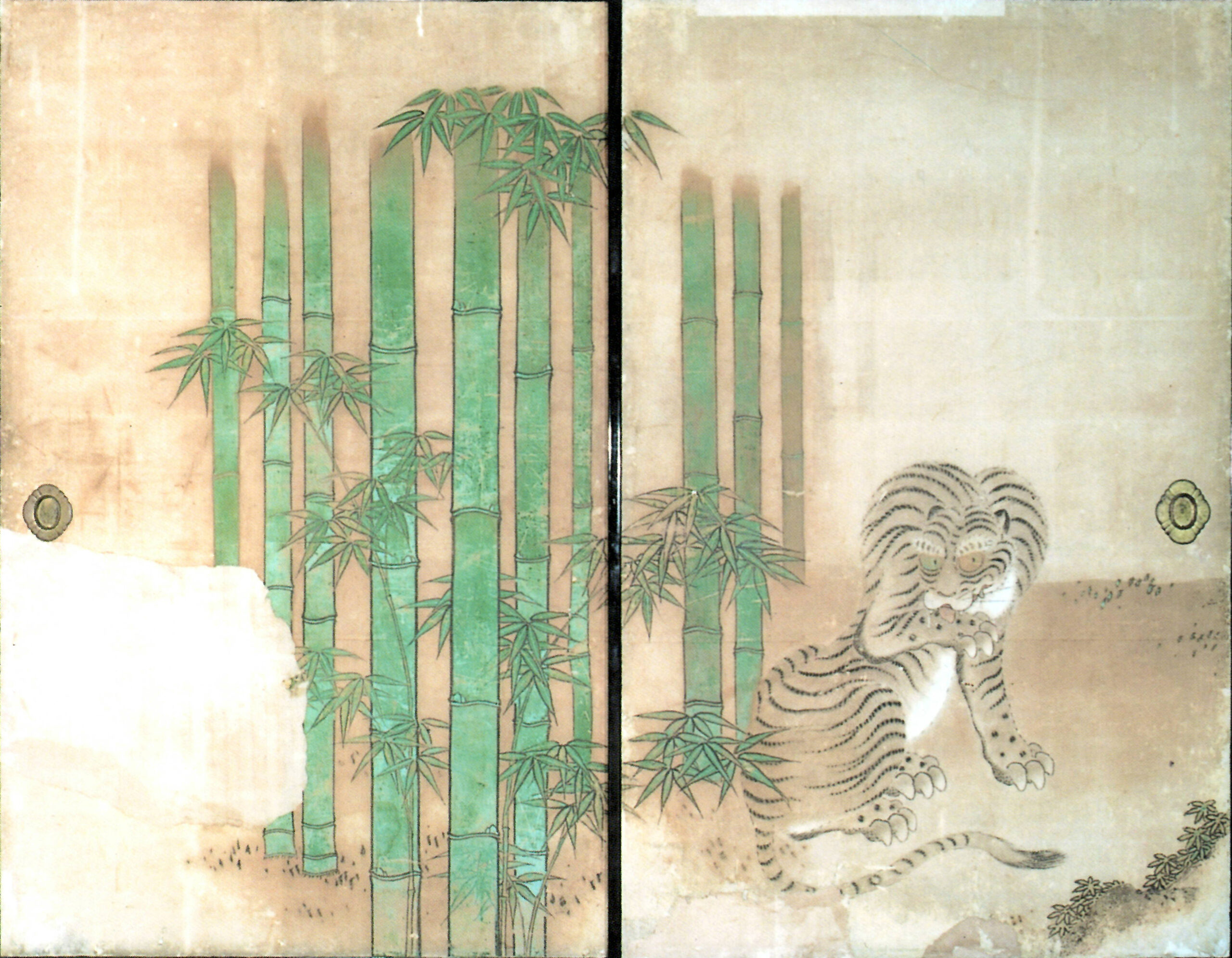 図１：西福寺所蔵「竹虎図襖」左２面