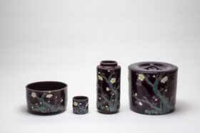 3代赤沢露石「紫交趾皆具」