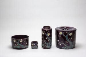 3代赤沢露石「紫交趾皆具」